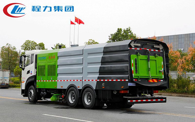 高配東風天龍洗掃車